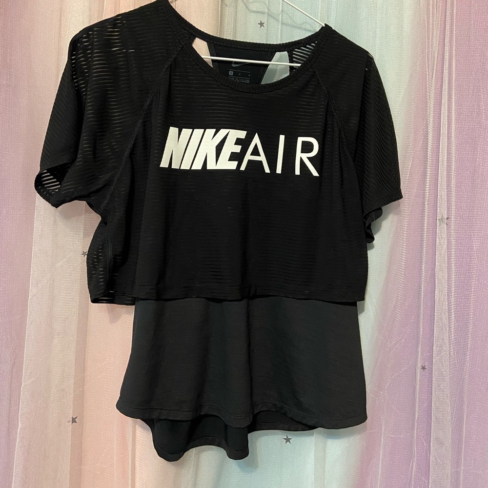 Nike air womens medium exercise top